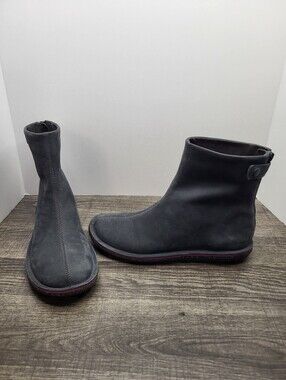 Camper Beetle Grey Leather Ankle Boots Flats Zip Women’s Size EUR 39 US 9